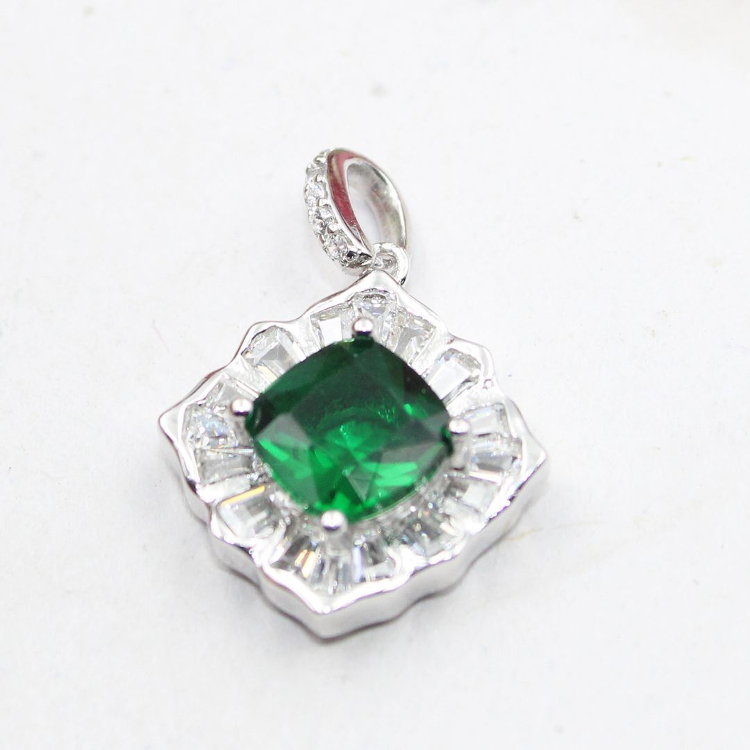Green Emerald Pendant  Stud Earrings 925 Sterling Silver Emerald Set