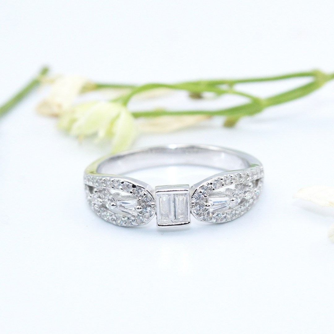 Baguette CZ 925 Sterling Silver Ring: Vintage Inspired Promise Ring ( Size : US-7)