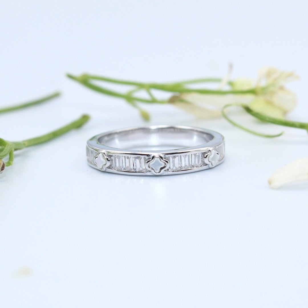 Silver Baguette Ring: 925  Sterling Silver Cubic Zirconia Eternity Band (Size : US-7)